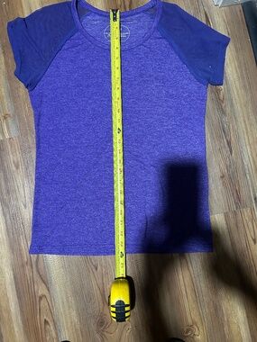 Oiselle Short sleeve top